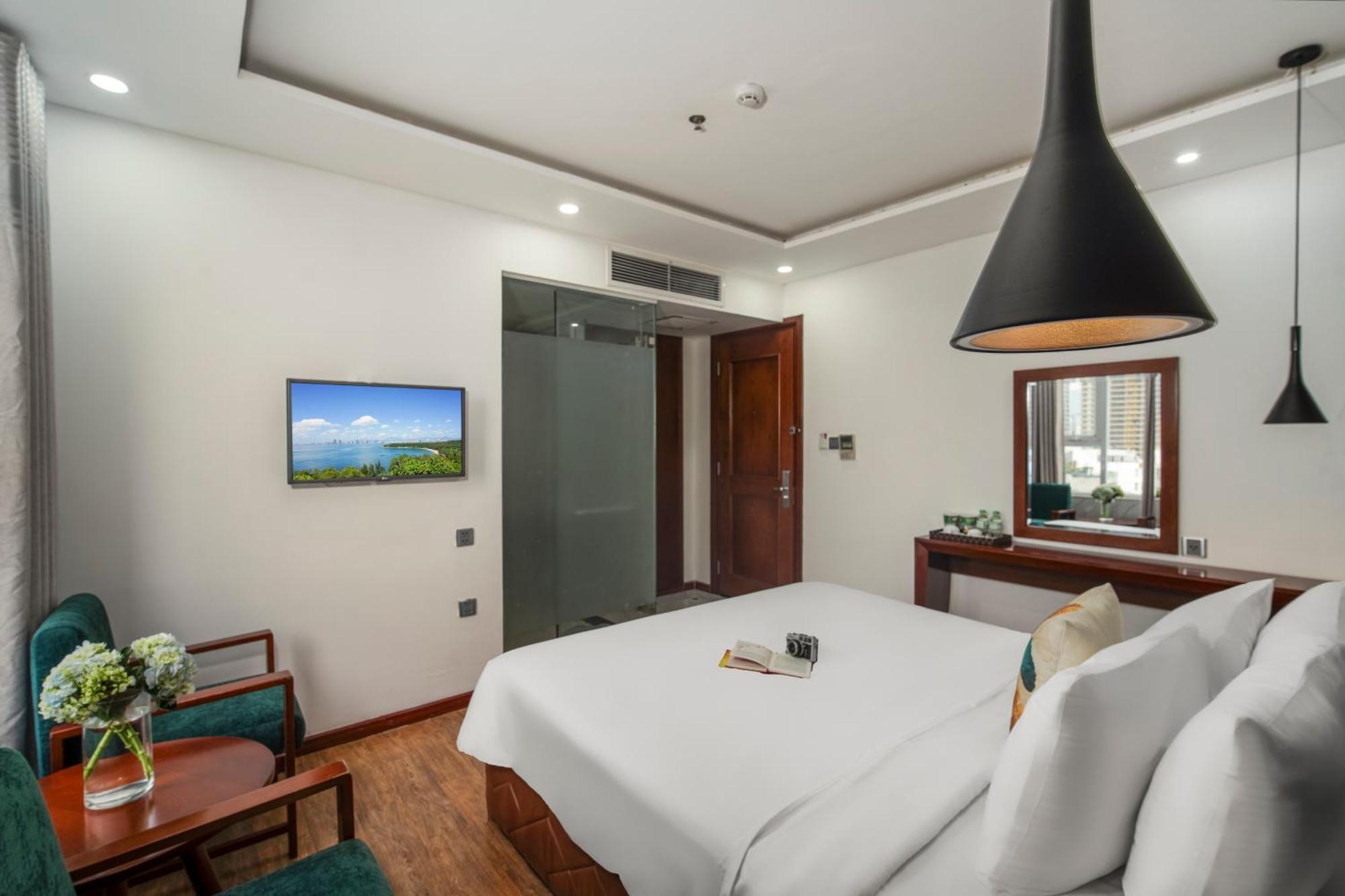 Crystal Hotel By Ha My Đà Nẵng Exterior foto